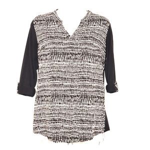 Cathy 3/4 Length Sleeve Split Neck Top